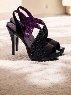 POETIC LICENCE Little Black Dress Sequin Shiny High Heels Womens Shoes NIB NWT